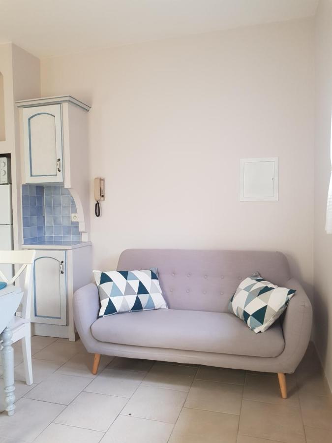 Appartement 2 Pers Avec Acces Piscine แซ็งต์-เรมีย์-เดอ-โพรวองซ์ ภายนอก รูปภาพ